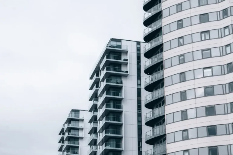 Guía completa automatización procesos inmobiliarios